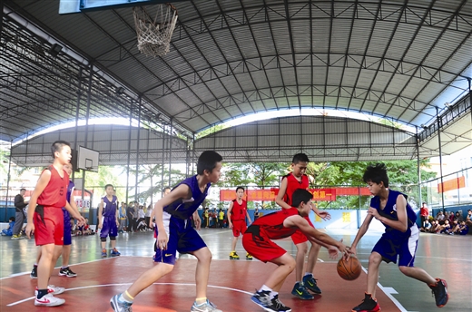 也需要明确知道一点：像往年一样小组赛屡屡遇险